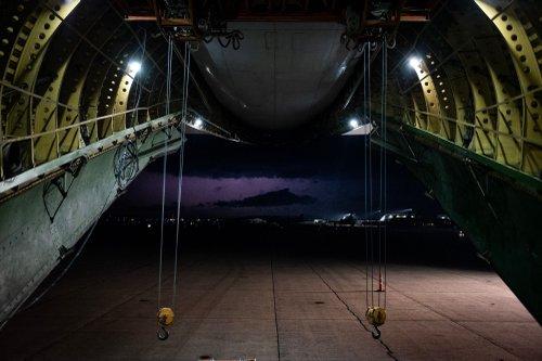 mobile - carousel-hero-element image-3